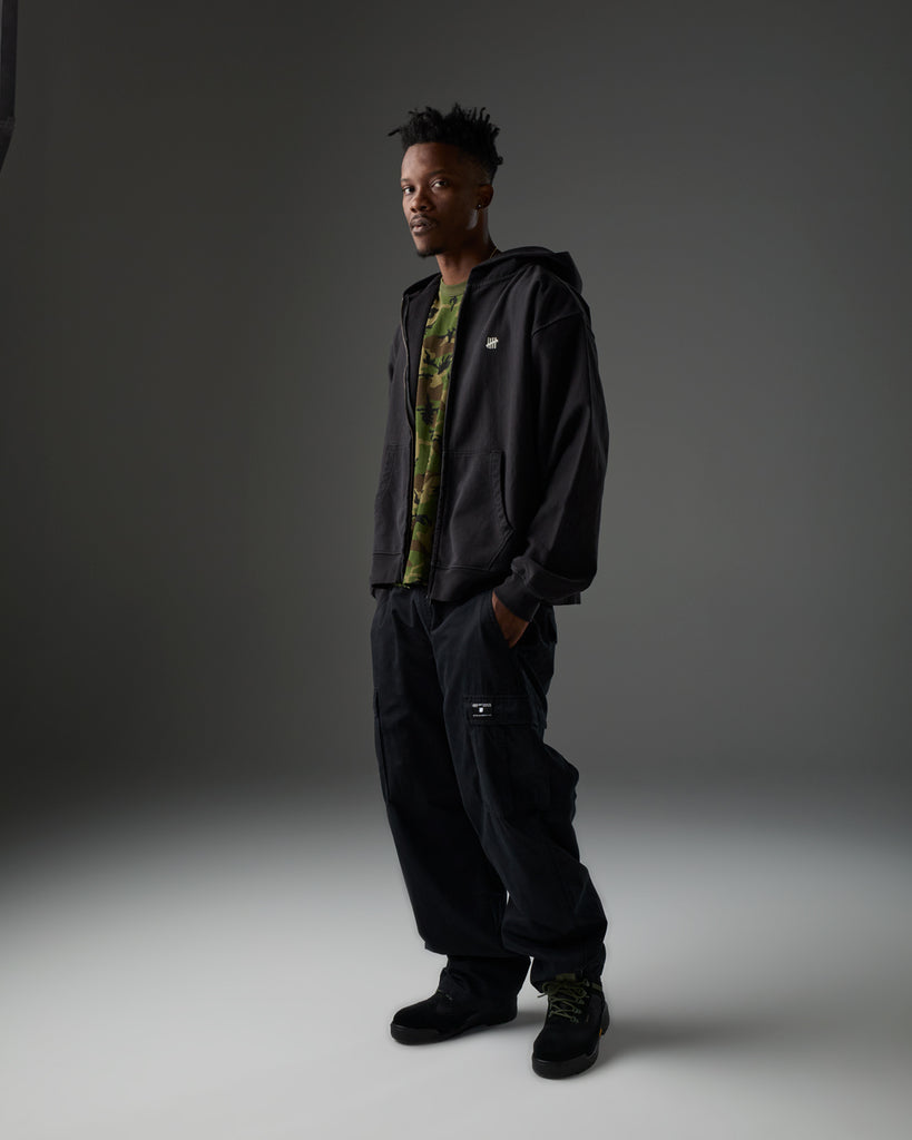 UNDEFEATED ICON ZIP HOOD