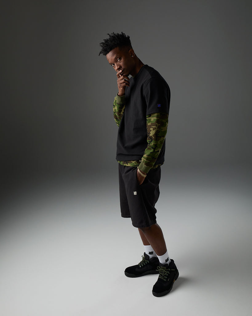 UNDEFEATED ICON SWEATSHORT