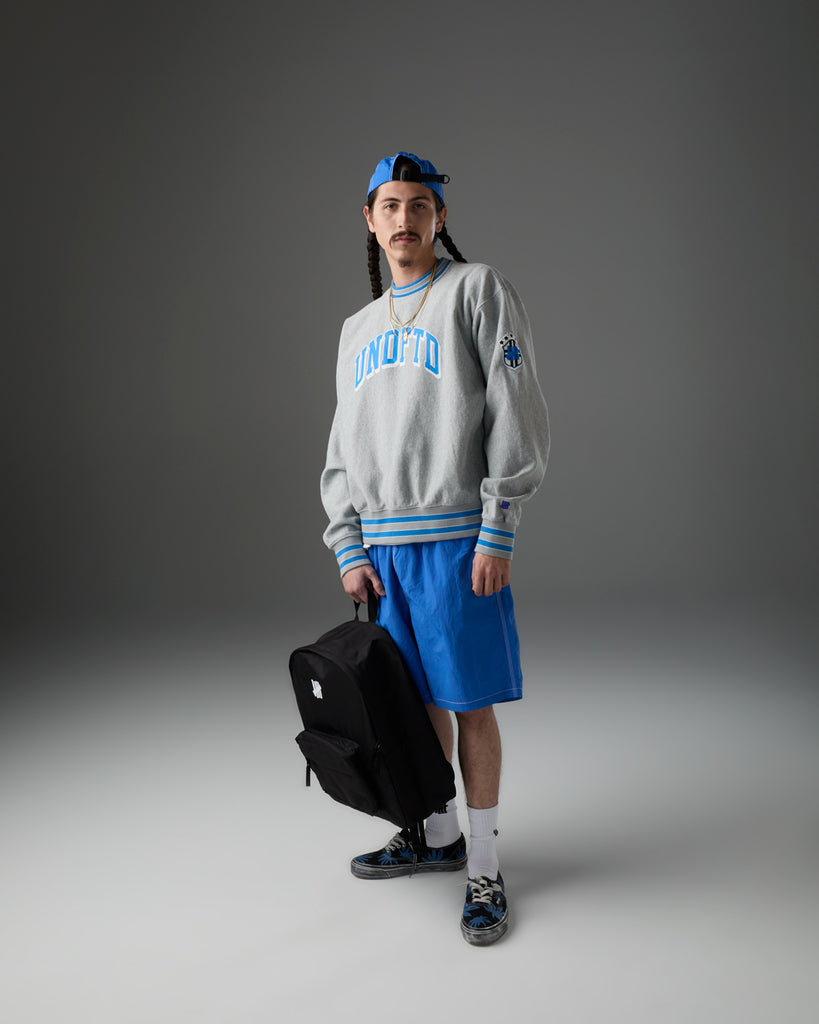 UNDEFEATED STADIUM CREWNECK