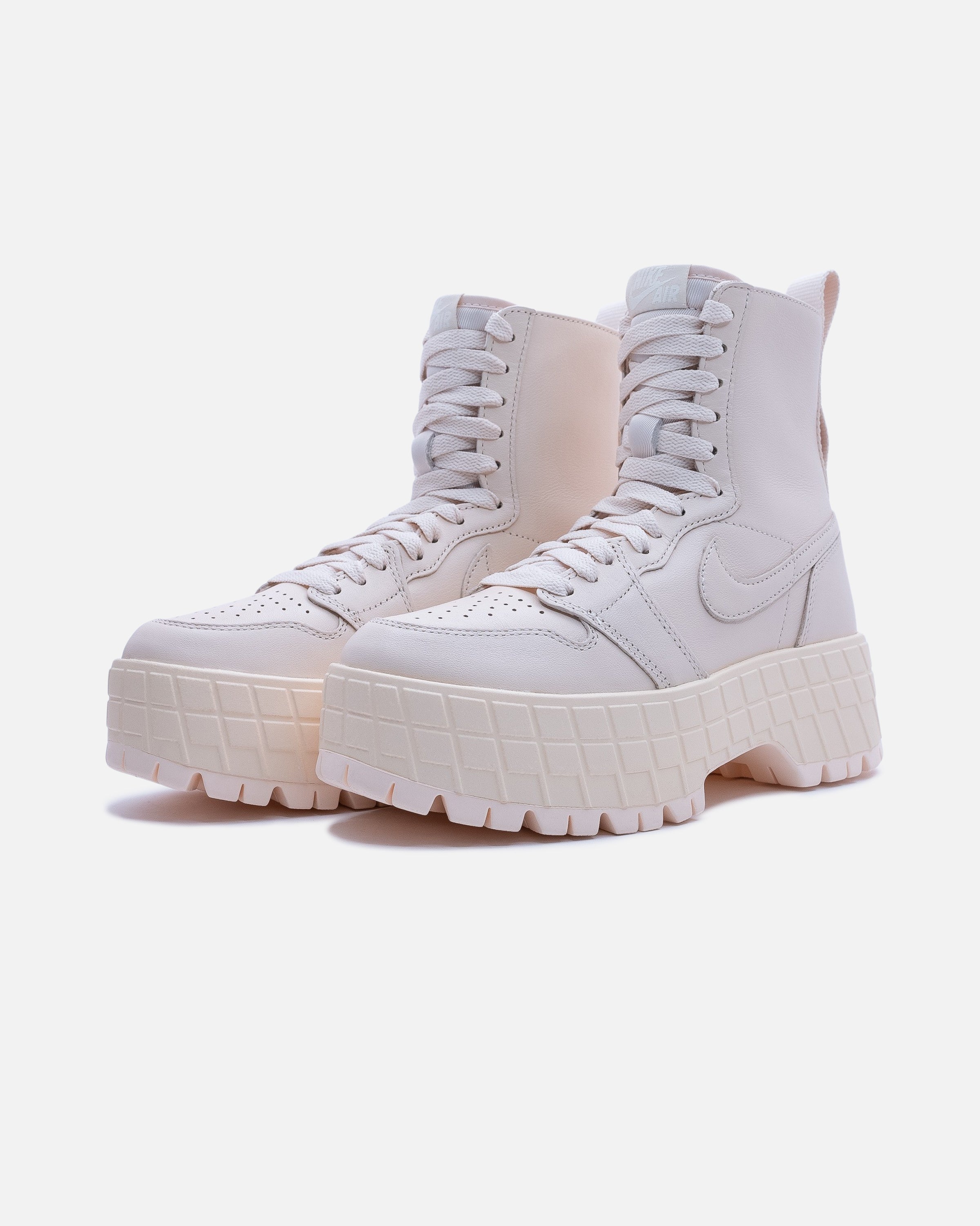 WMNS AIR JORDAN 1 BROOKLYN – UNDEFEATED JAPAN 定価24750円【新品