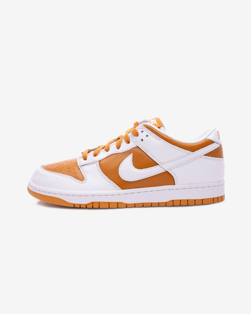 NIKE DUNK LOW QS