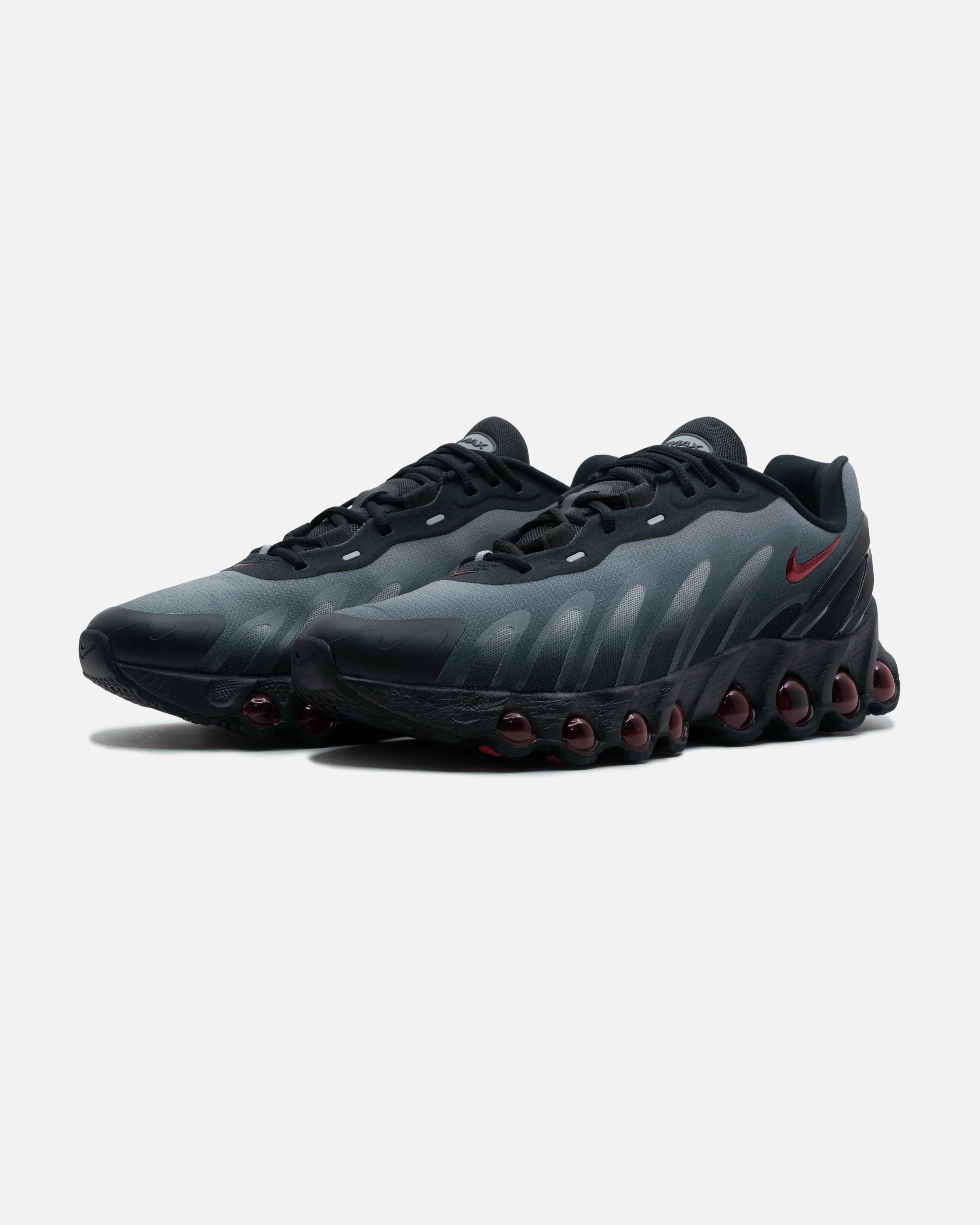 NIKE – UNDEFEATED JAPAN NIKE – UNDEFEATED JAPAN