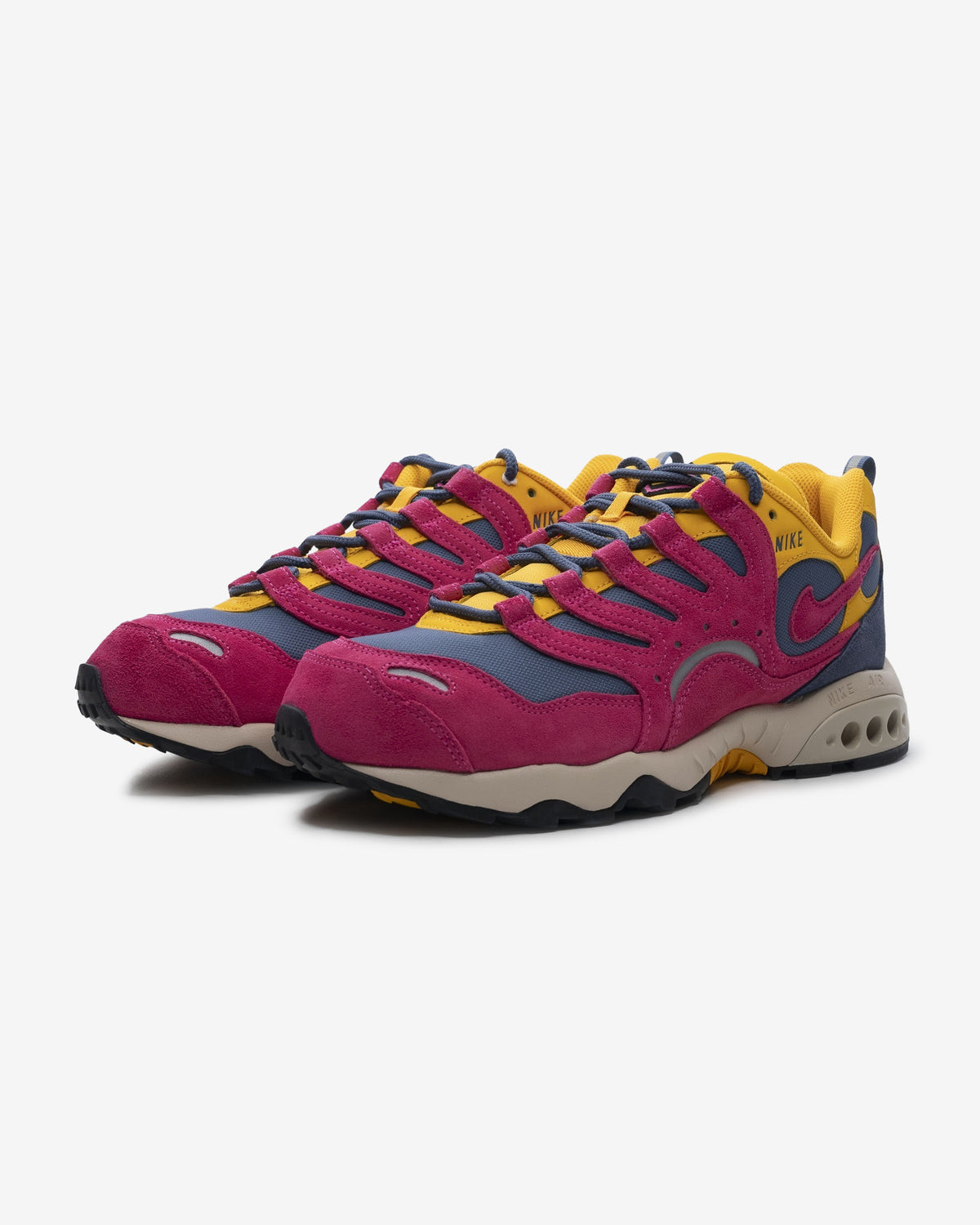 NIKE AIR TERRA HUMARA SP – UNDEFEATED JAPAN