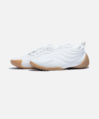 NIKE WMNS ASTRA ULTRA