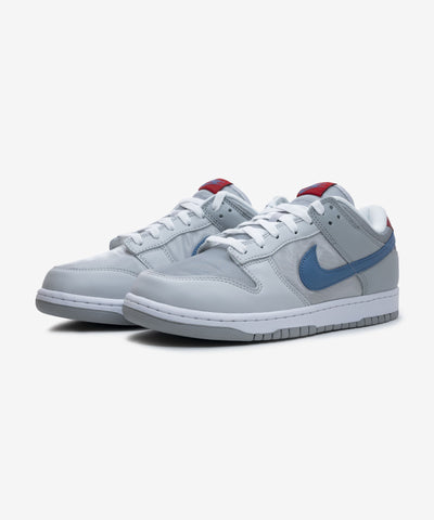 NIKE DUNK LOW QS