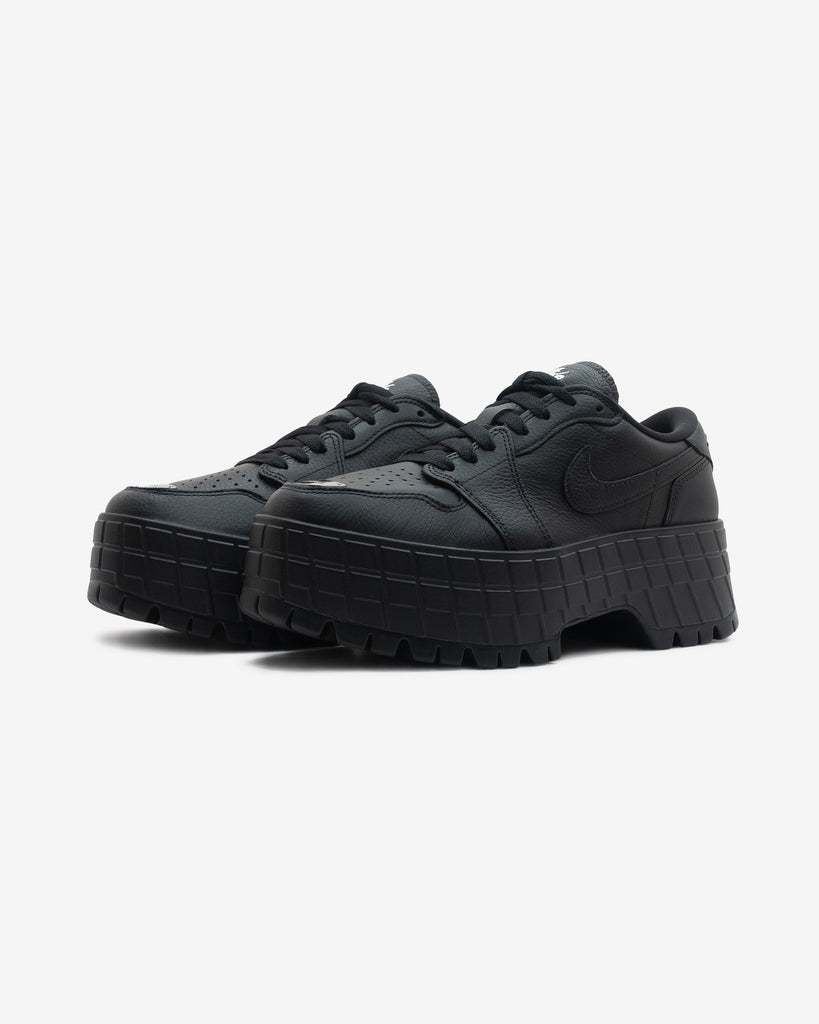 NIKE WMNS JORDAN 1 BROOKLYN LOW