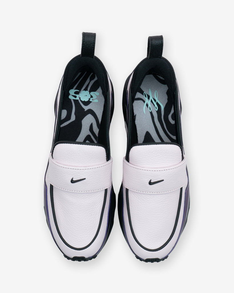 うみ NIKE WMNS AIR MAX PHENOMENA SWDC – UNDEFEATED JAPAN