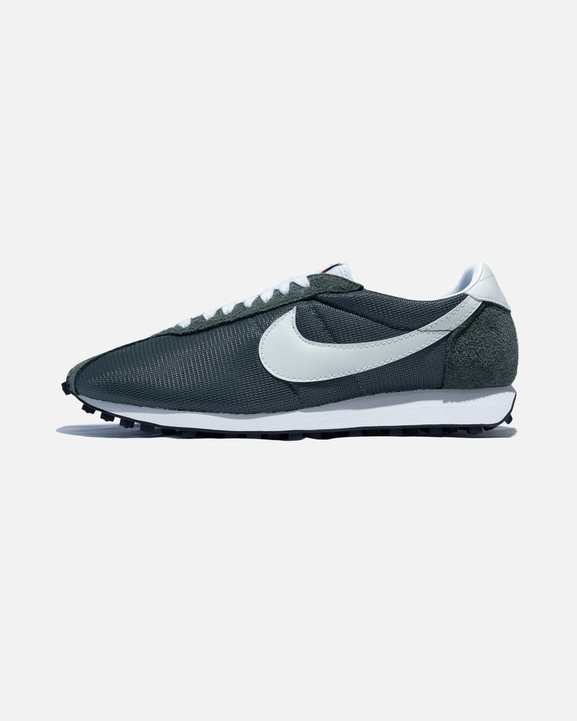 NIKE LD-1000