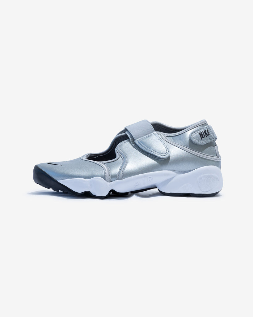 NIKE WMNS AIR RIFT