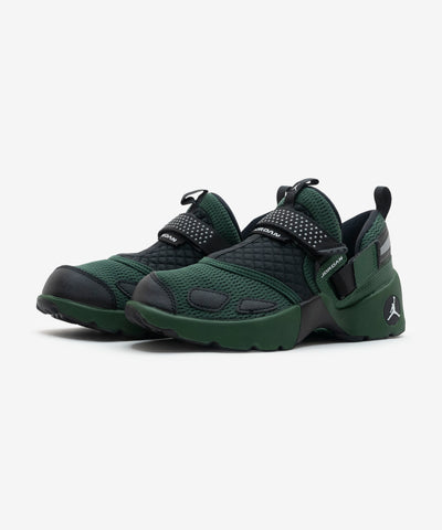 WMNS JORDAN TRUNNER LX