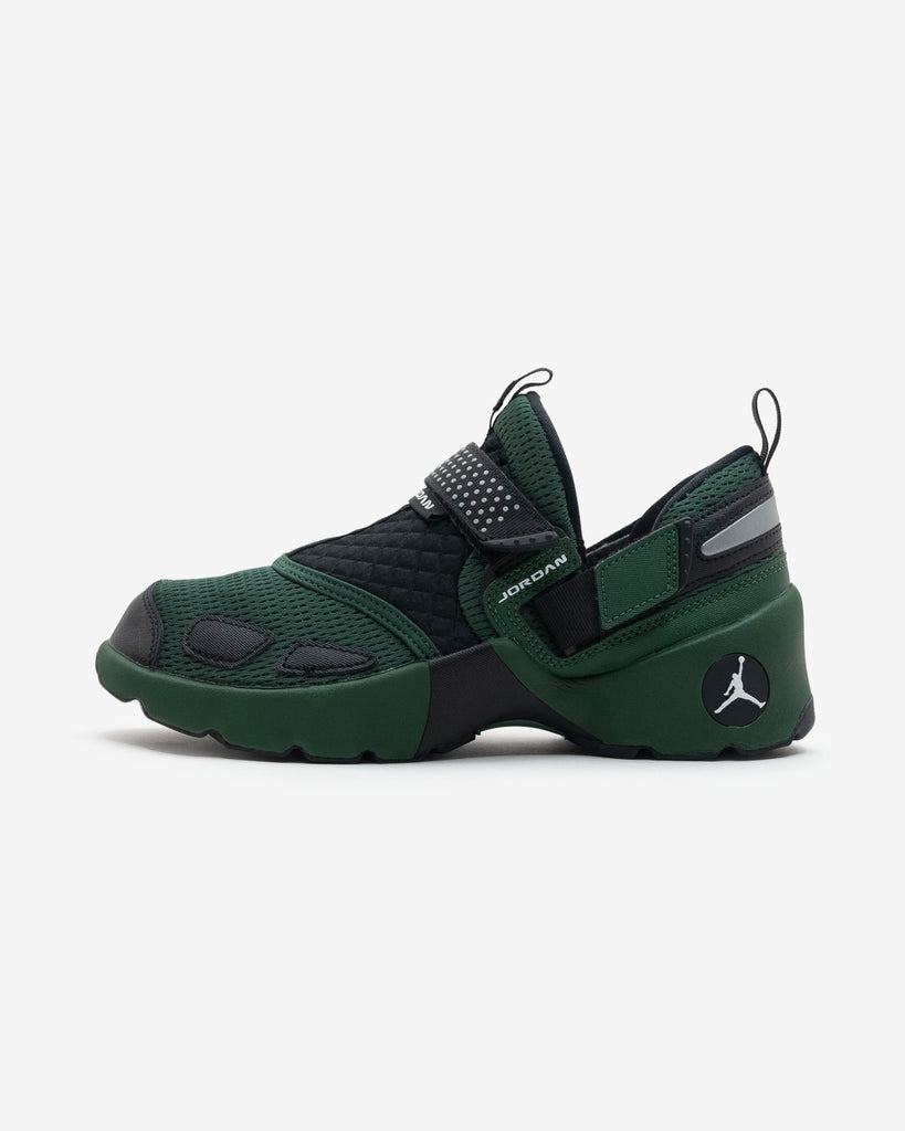 WMNS JORDAN TRUNNER LX