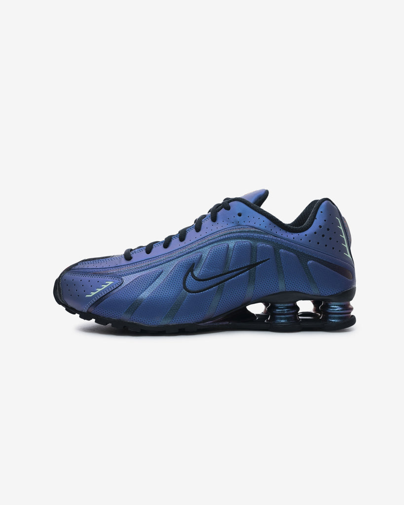 NIKE WMNS SHOX R4