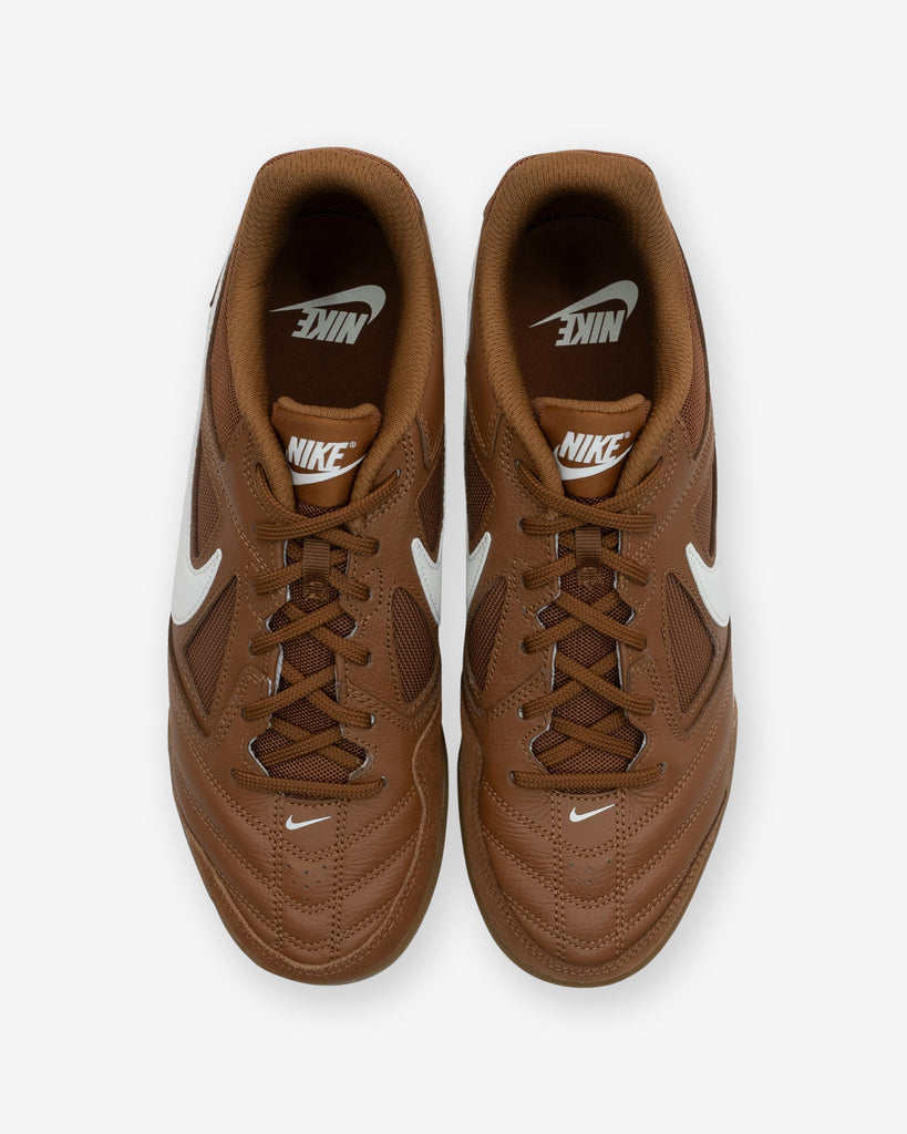 NIKE GATO