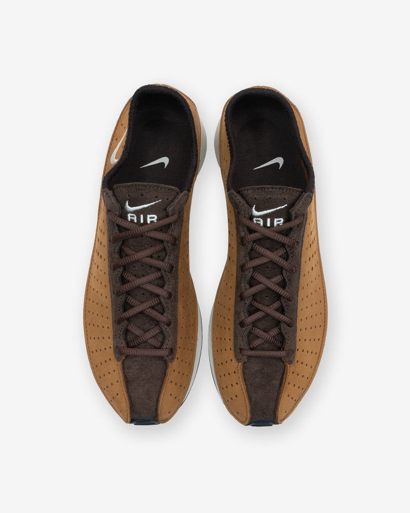 NIKE WMNS SUPERFLY