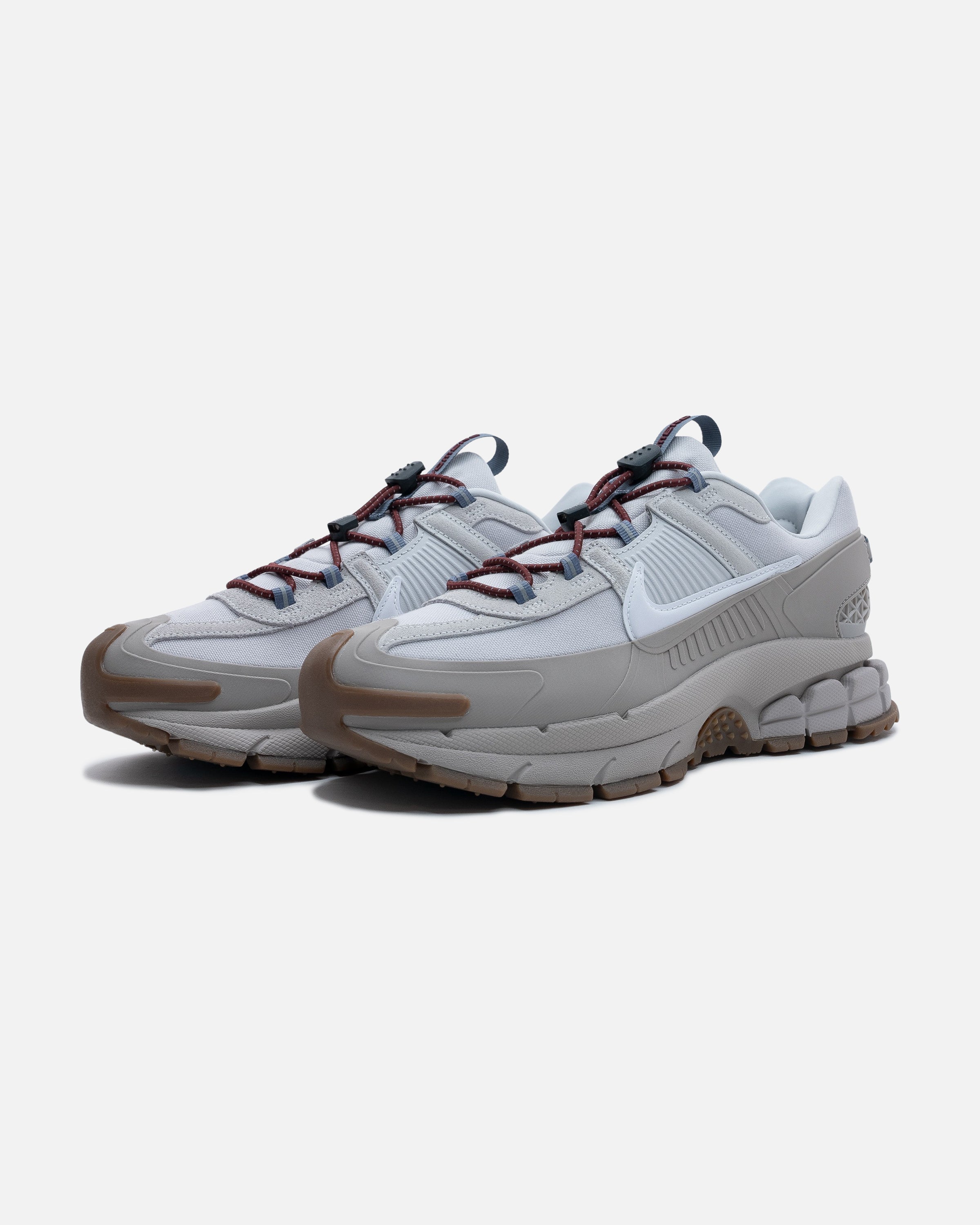 NIKE★VOMERO Roam★24-31cm★ランニングシューズ★人気早期完売 NIKE VOMERO ROAM – UNDEFEATED JAPAN