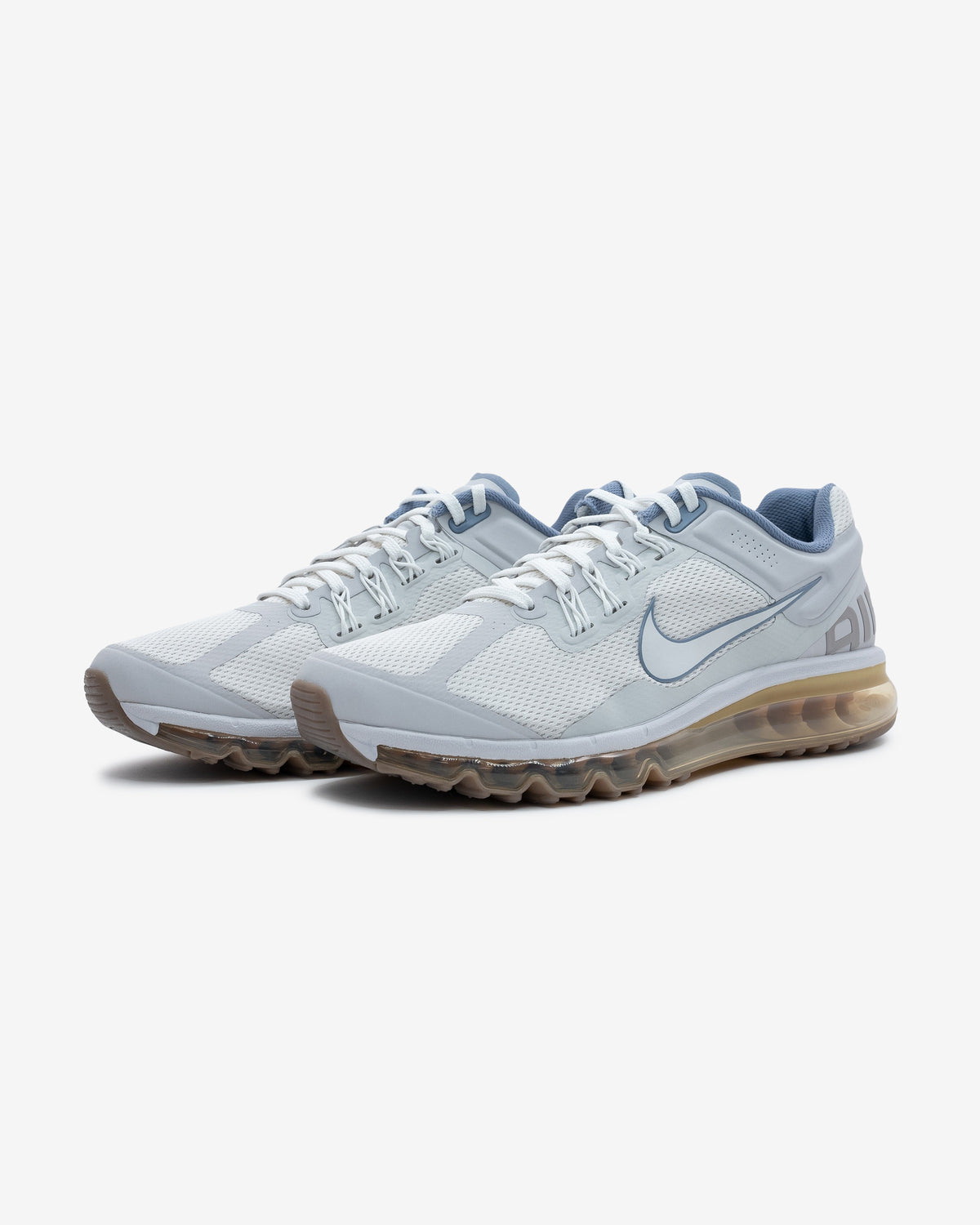 NIKE AIR MAX 2013 – UNDEFEATED JAPAN