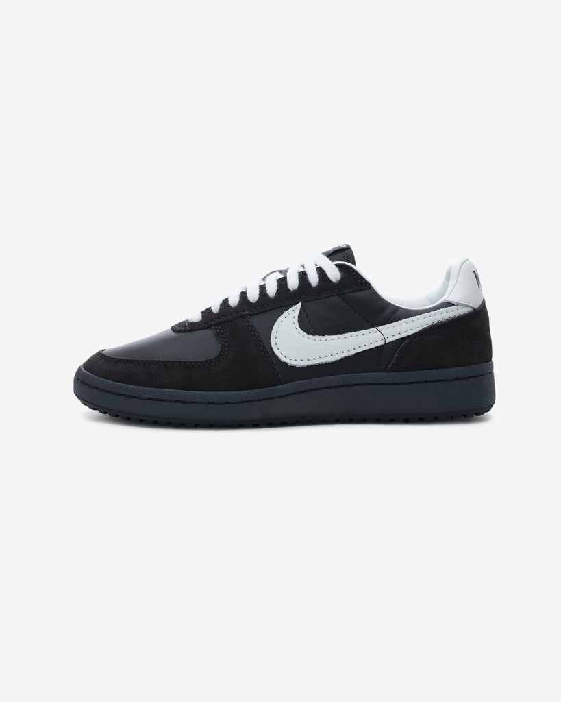 NIKE WMNS FIELD GENERAL