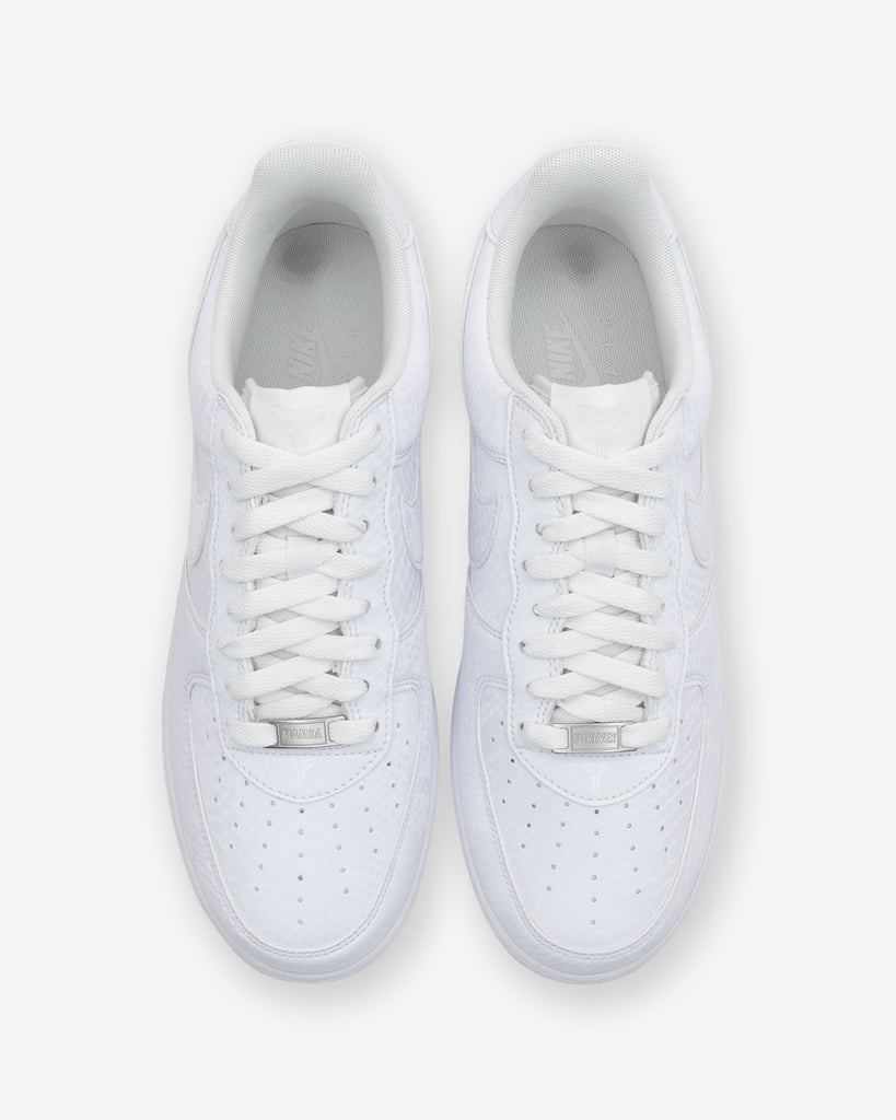 NIKE AIR FORCE 1 LOW