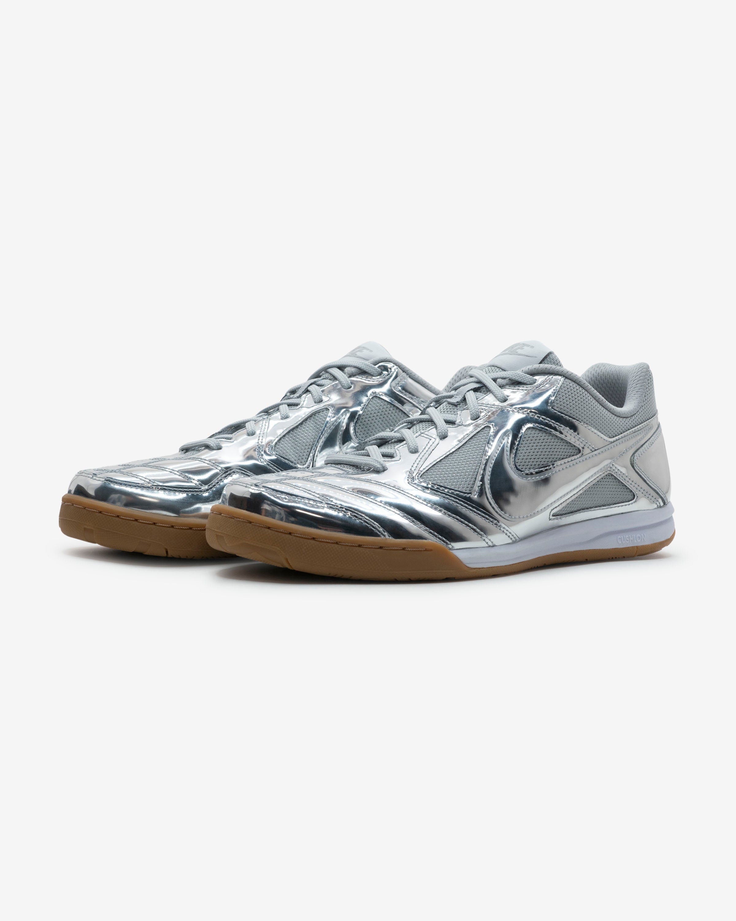 NIKE GATO LV8 – UNDEFEATED JAPAN