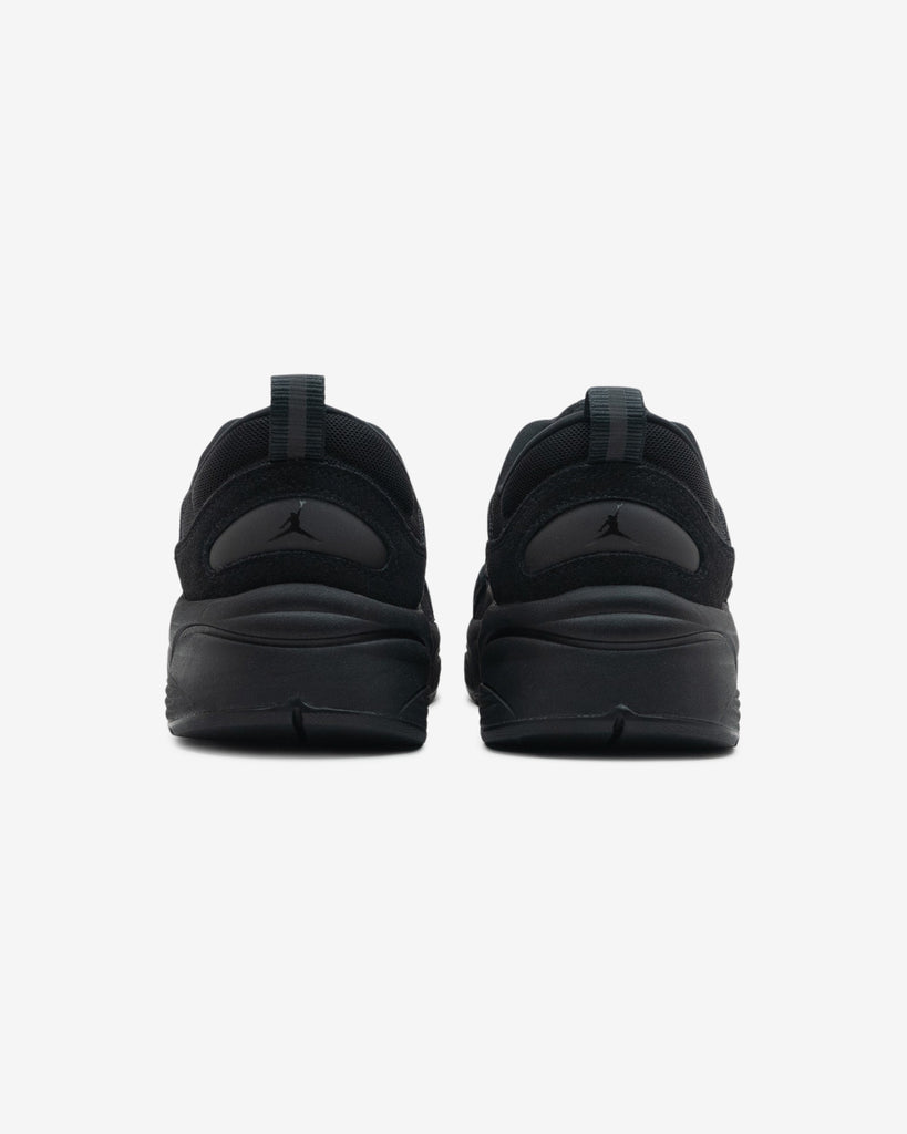 JORDAN TRUNNER O/S