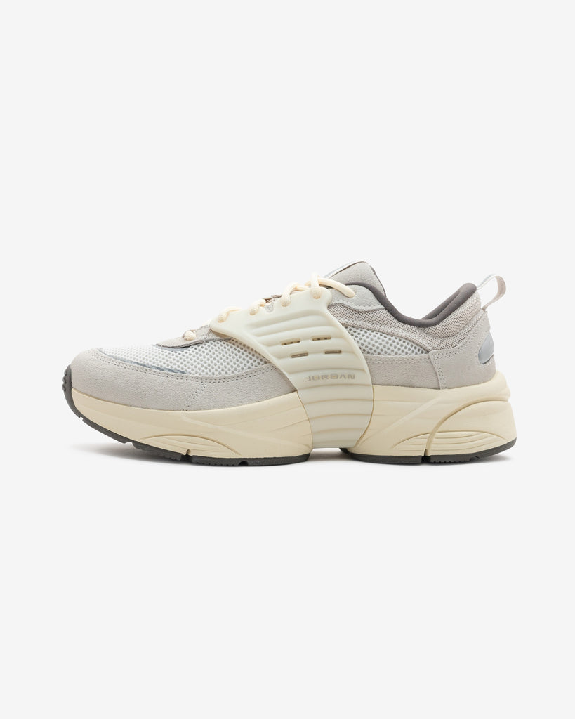JORDAN TRUNNER O/S