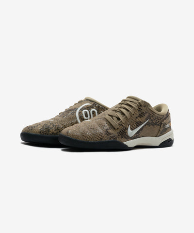 NIKE WMNS T90 SE