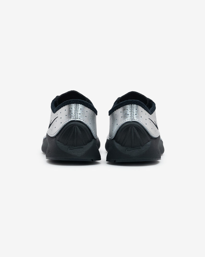 NIKE WMNS SUPERFLY
