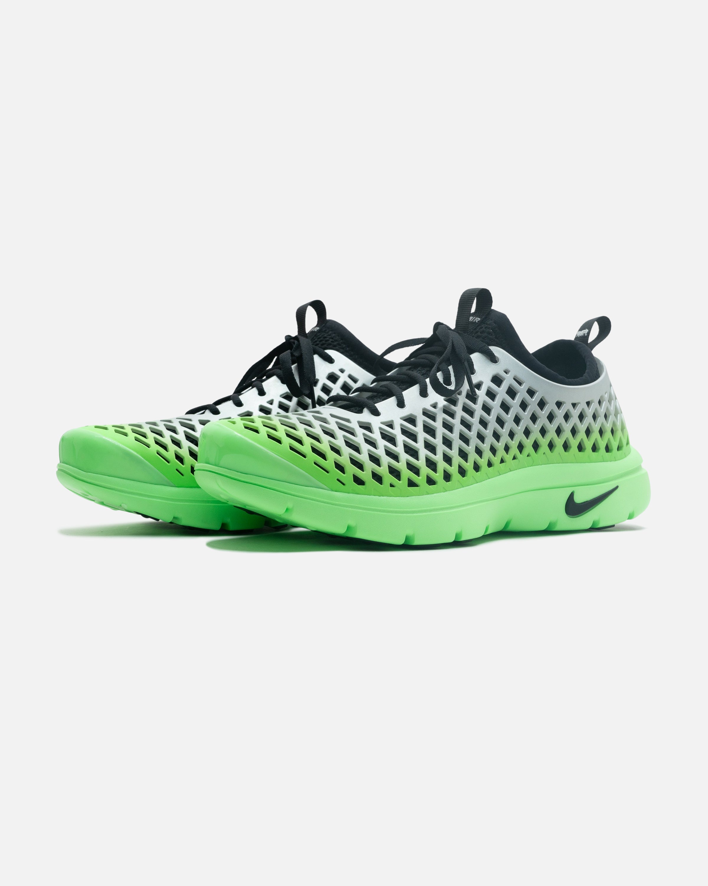 NIKE スニーカー rejuven8 run NIKE REJUVEN8 RUN SP QS – UNDEFEATED JAPAN