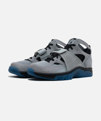 NIKE AIR TRAINER HUARACHE