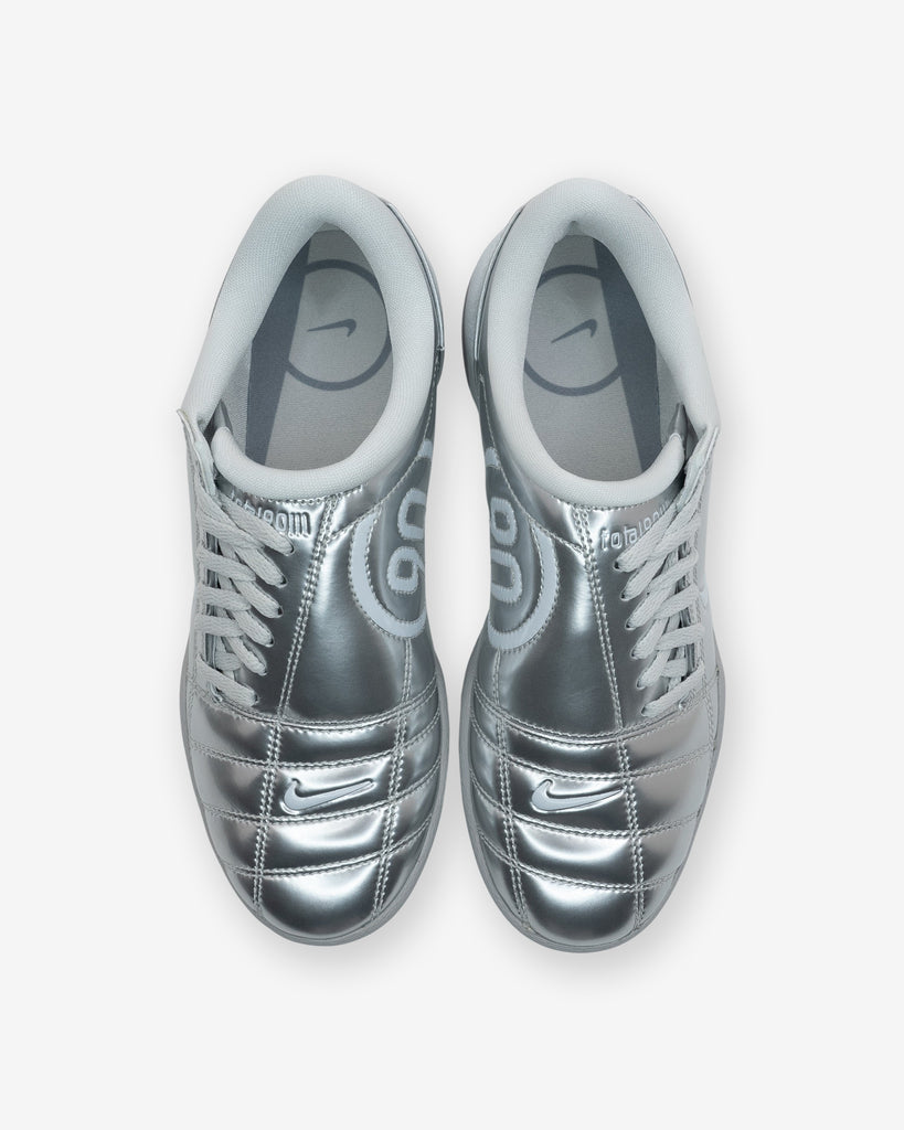 NIKE WMNS T90