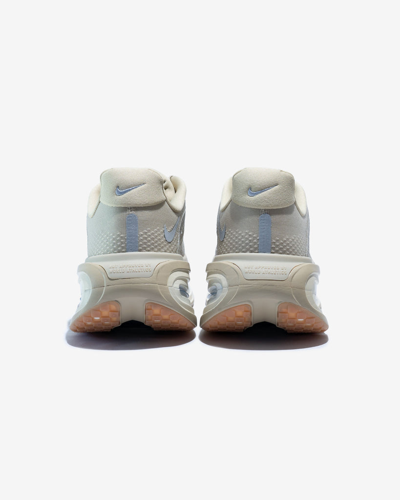 NIKE ZOOM VOMERO PRM ESS