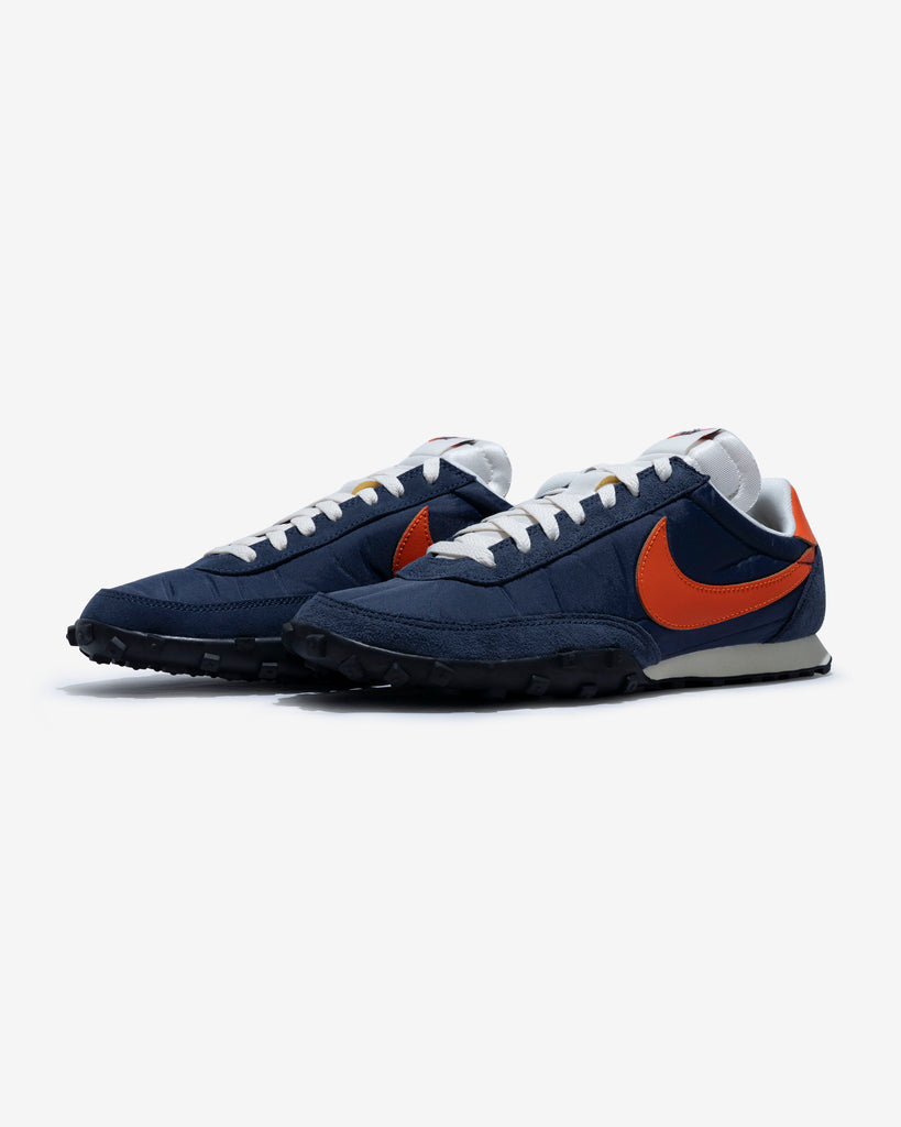 NIKE WAFFLE RACER