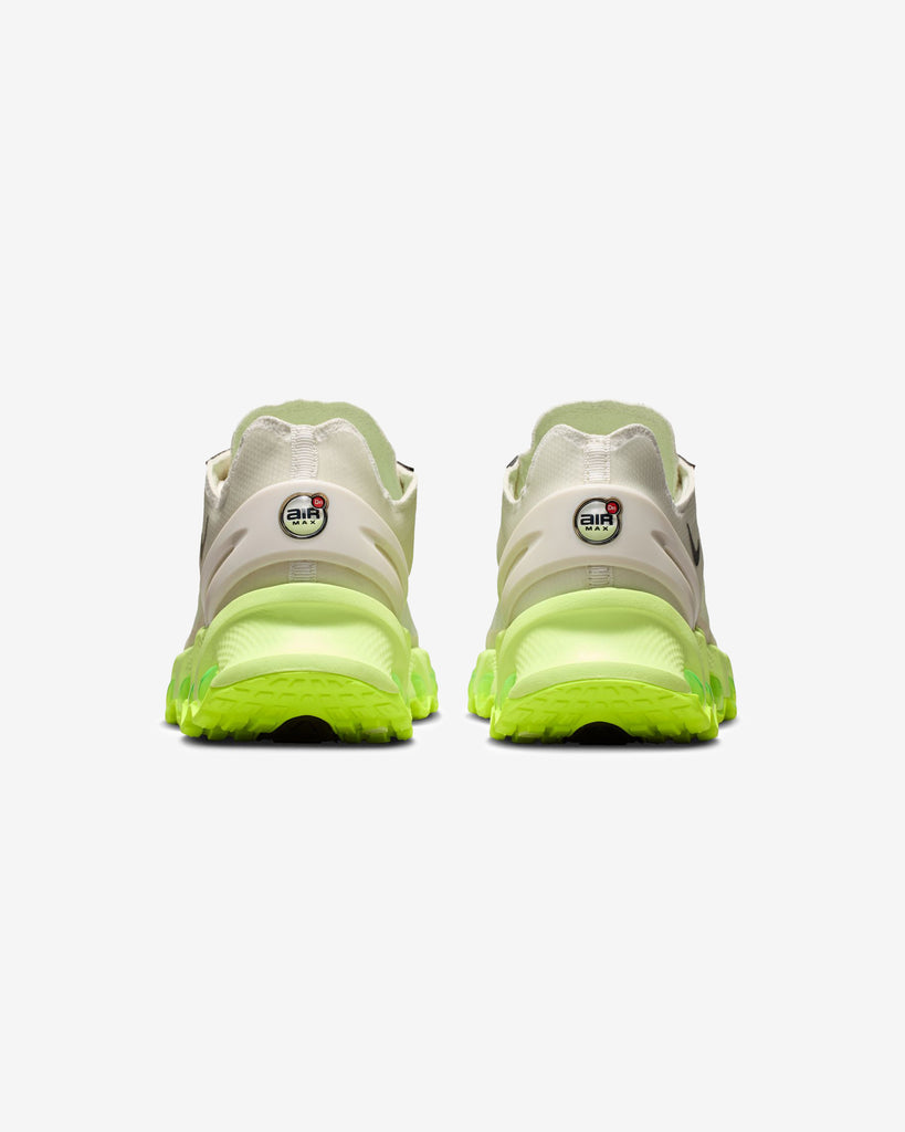 NIKE AIR MAX DN8 QS