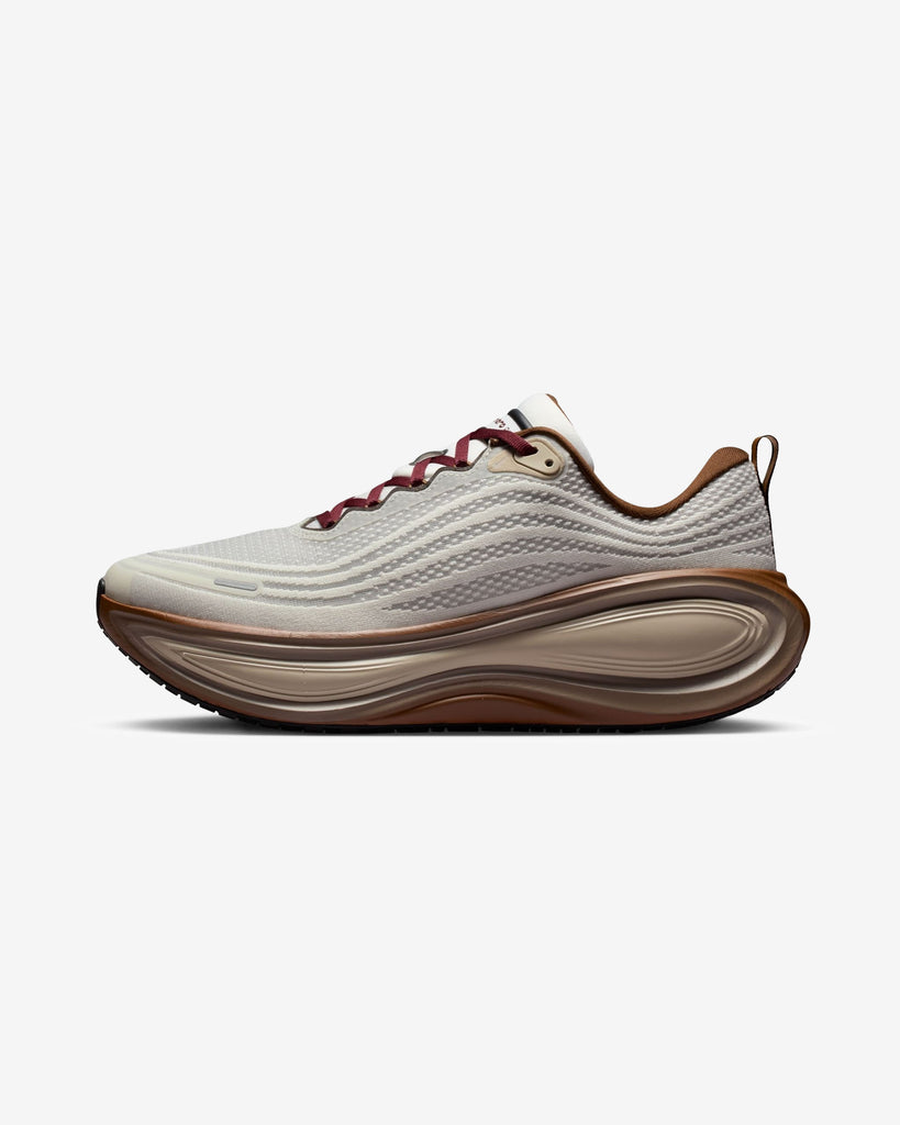 NIKE ZOOM VOMERO PLUS QS