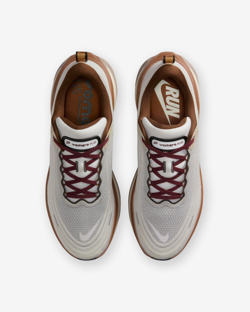 NIKE ZOOM VOMERO PLUS QS