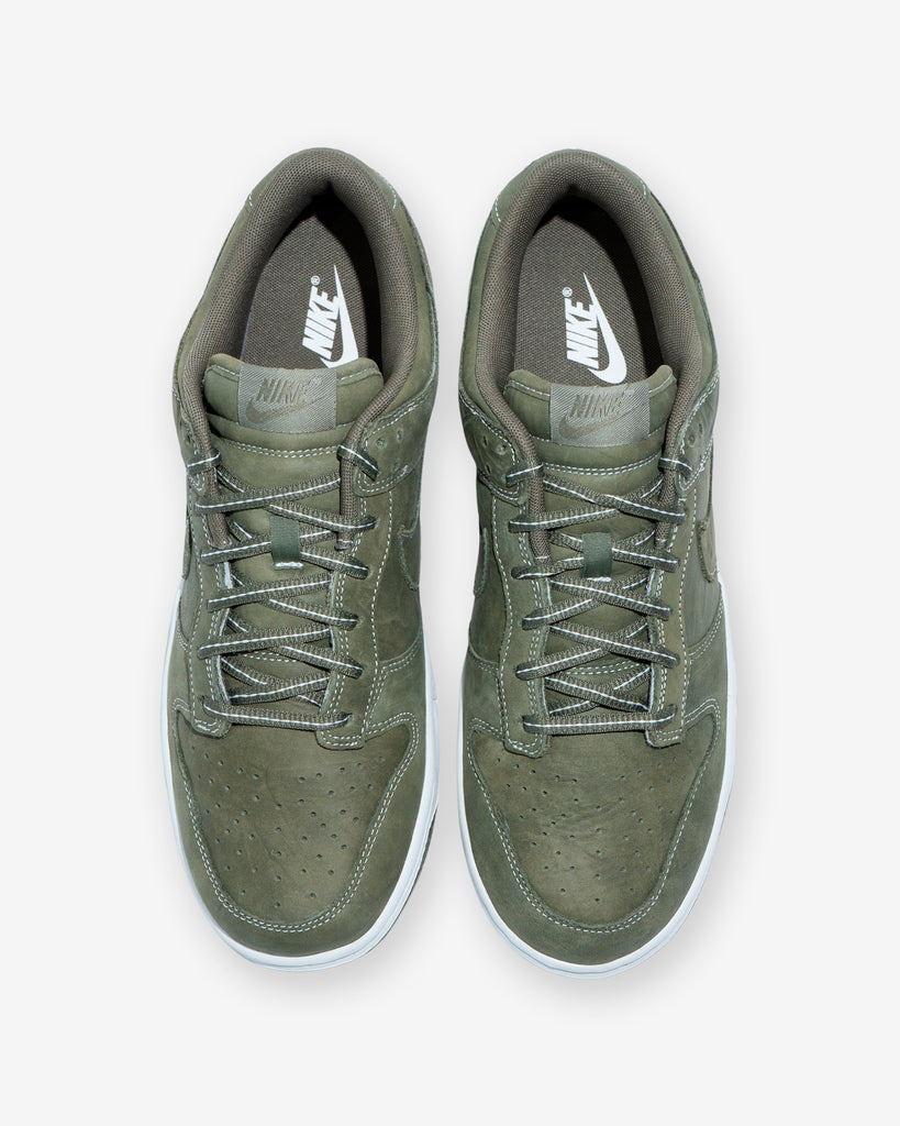 NIKE DUNK LOW QS
