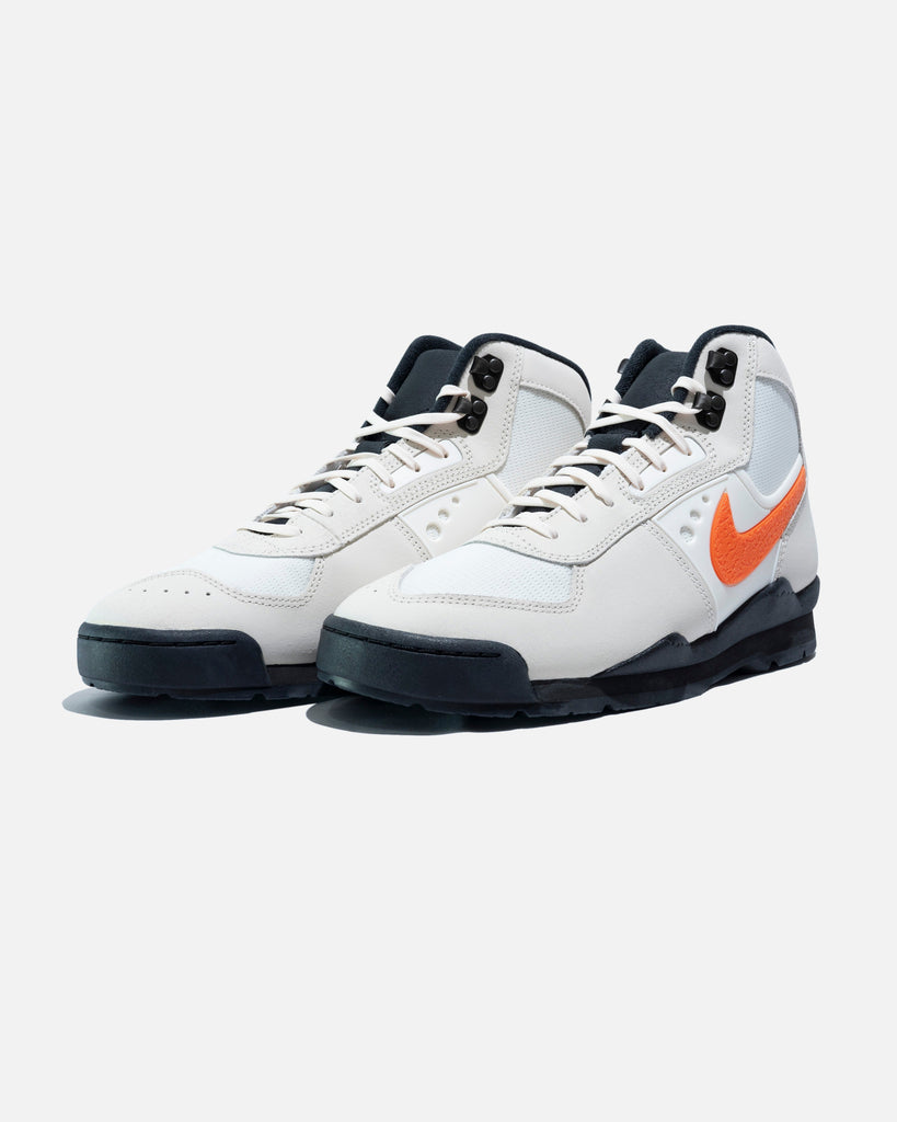 NIKE BLTRO QS