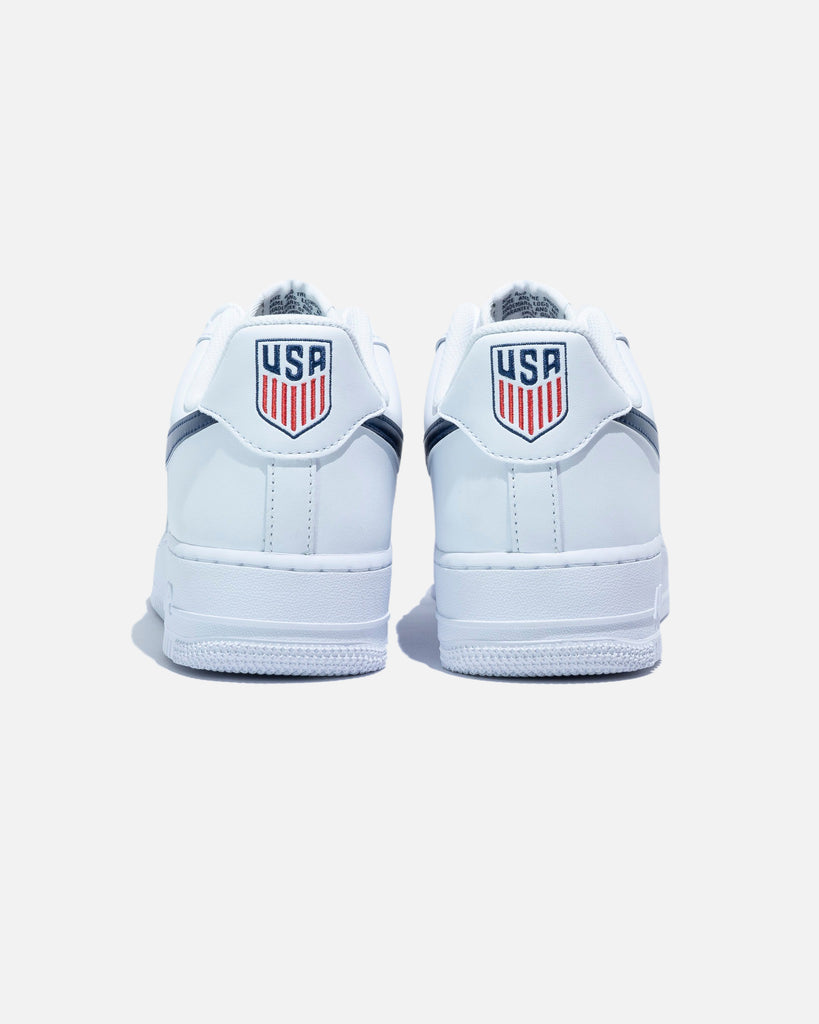 NIKE AIR FORCE 1 '07 LV8
