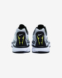 NIKE ZOOM STREAK 3