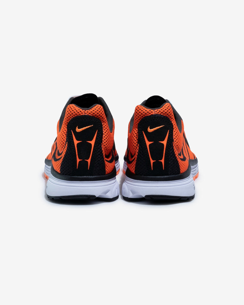 NIKE ZOOM STREAK 3