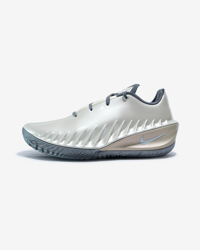 NIKE G.T. CUT 4 RD EP
