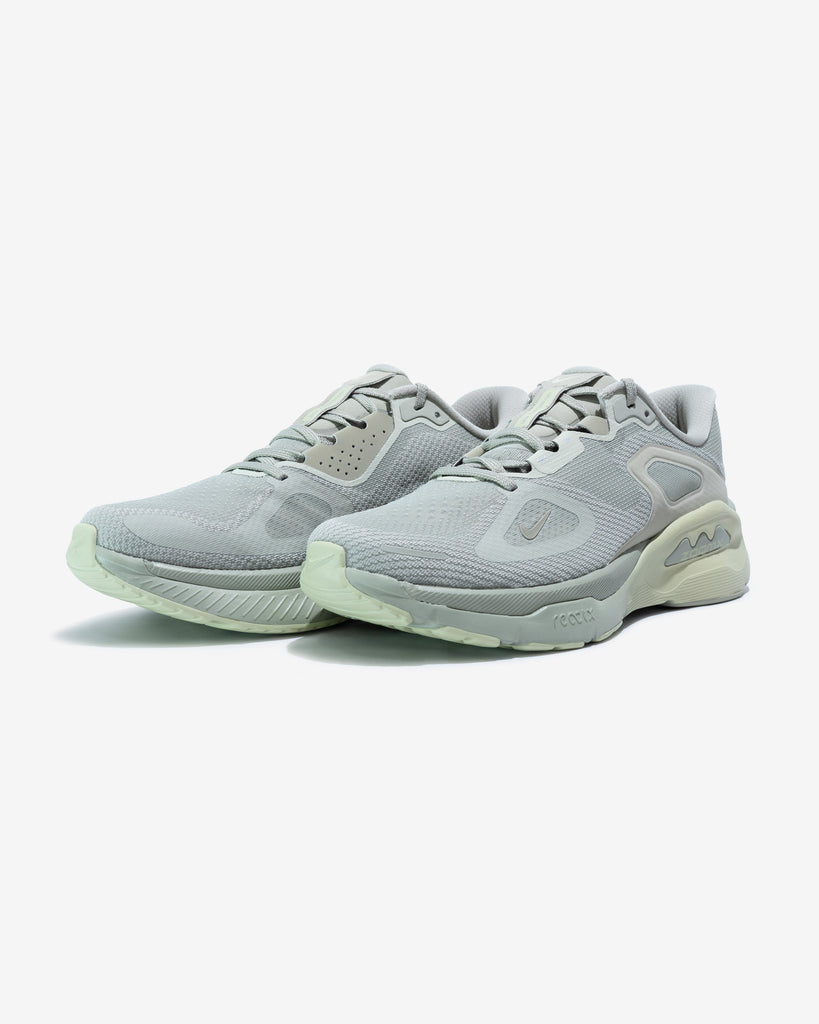 NIKE STRUCTURE PLUS QS