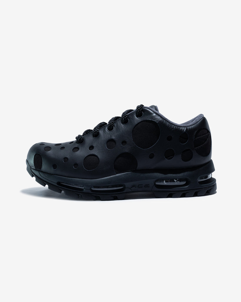 NIKE AIR MAX GOADOME LOW QS