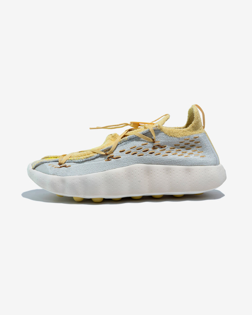 NIKE MIND 002 FK QS