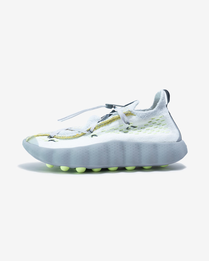 NIKE MIND 002 FK QS