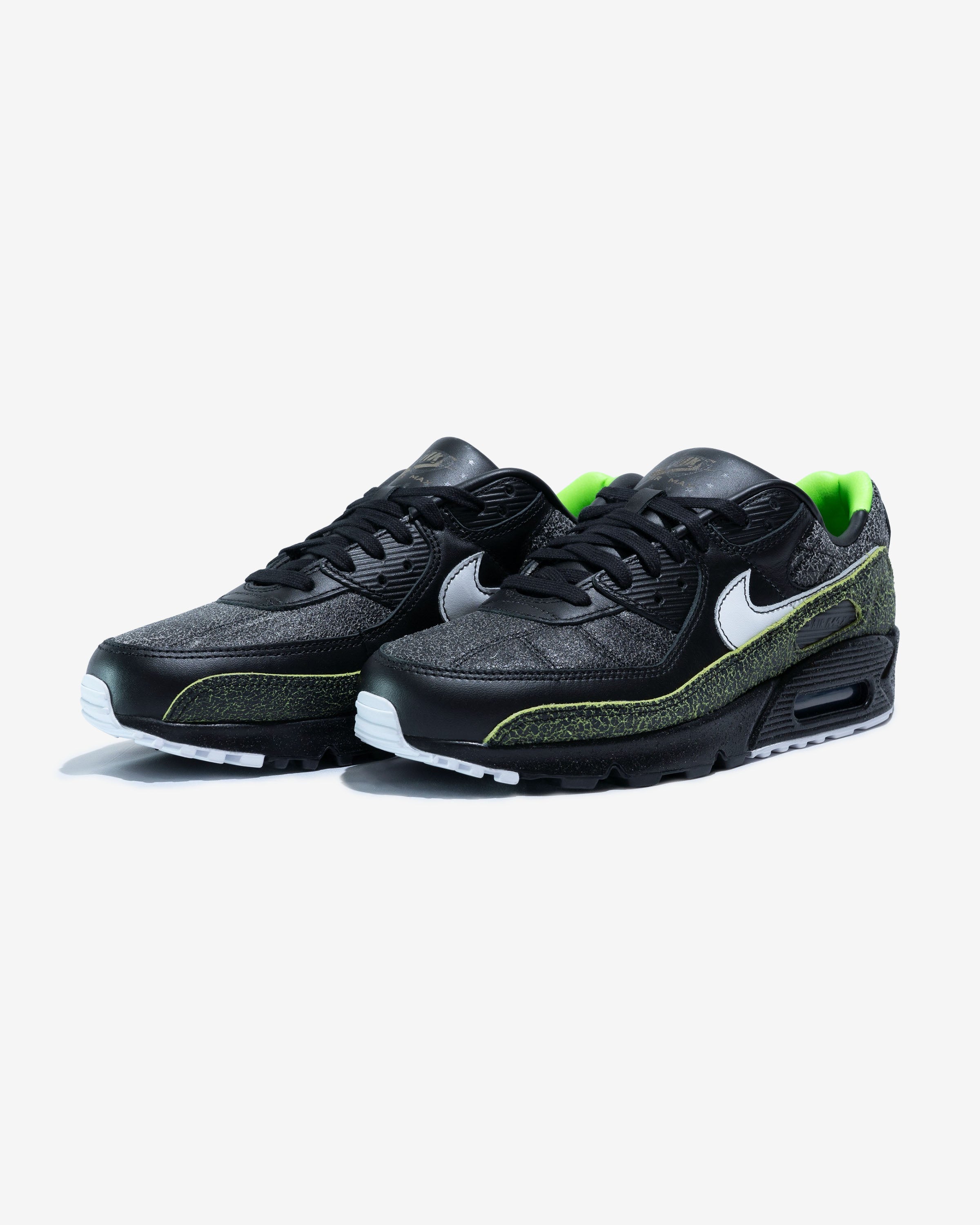 NIKE AIR MAX 90 – UNDEFEATED JAPAN