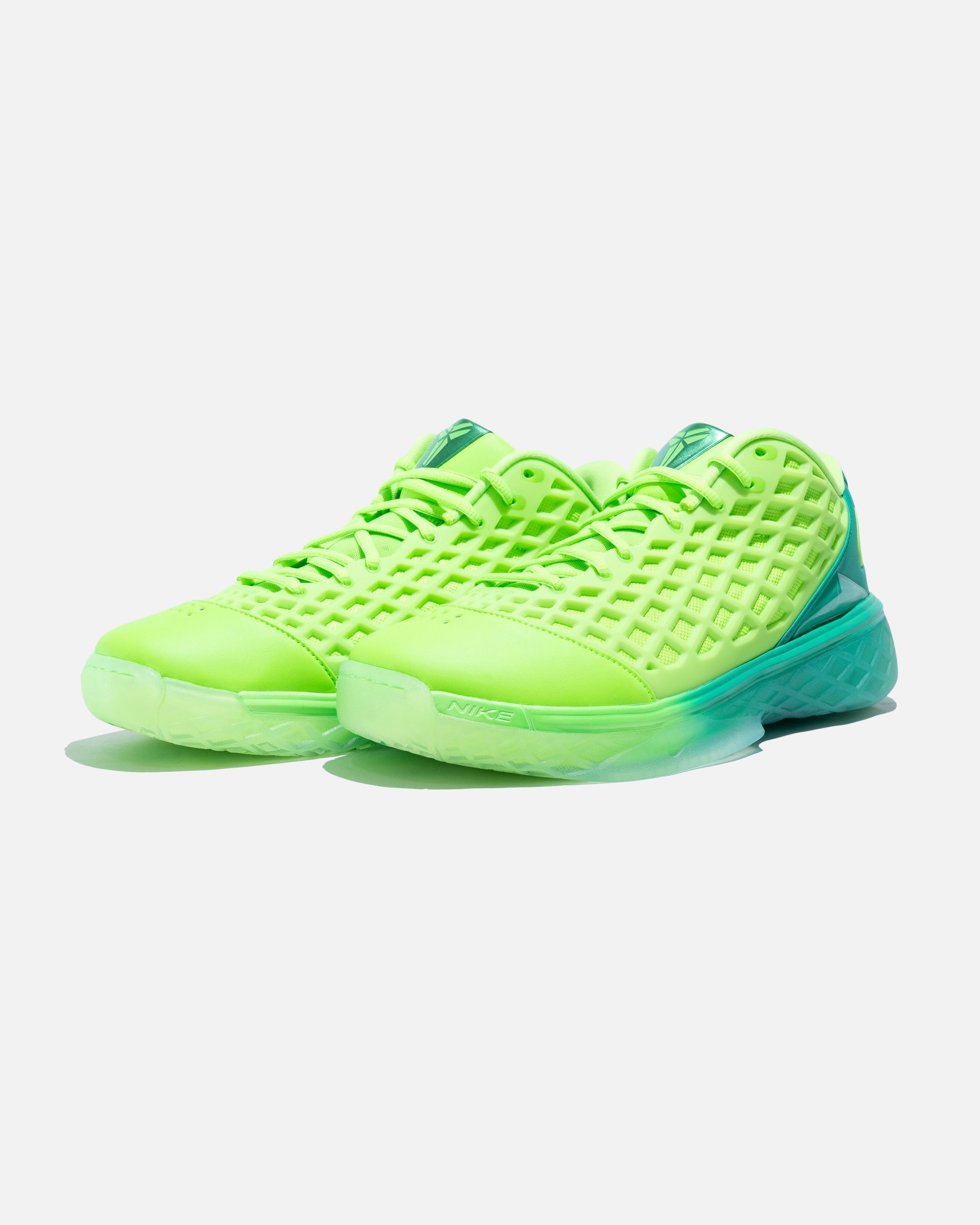 NIKE KOBE III LOW PROTRO – UNDEFEATED JAPAN