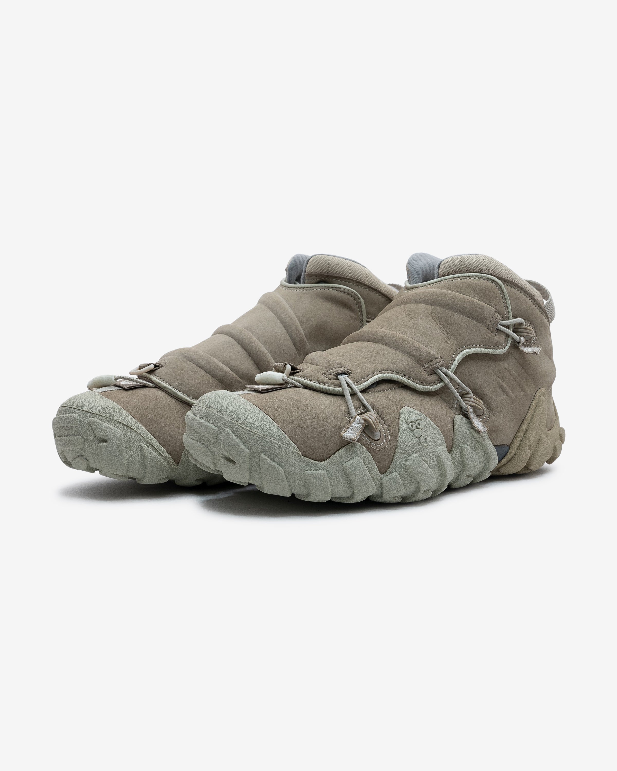 新品正規品  adidas JAPAN UNDEFEATED – MITA RADLANDER 靴