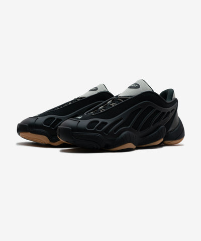 adidas INTIMIDATIONHALSTUDIOS