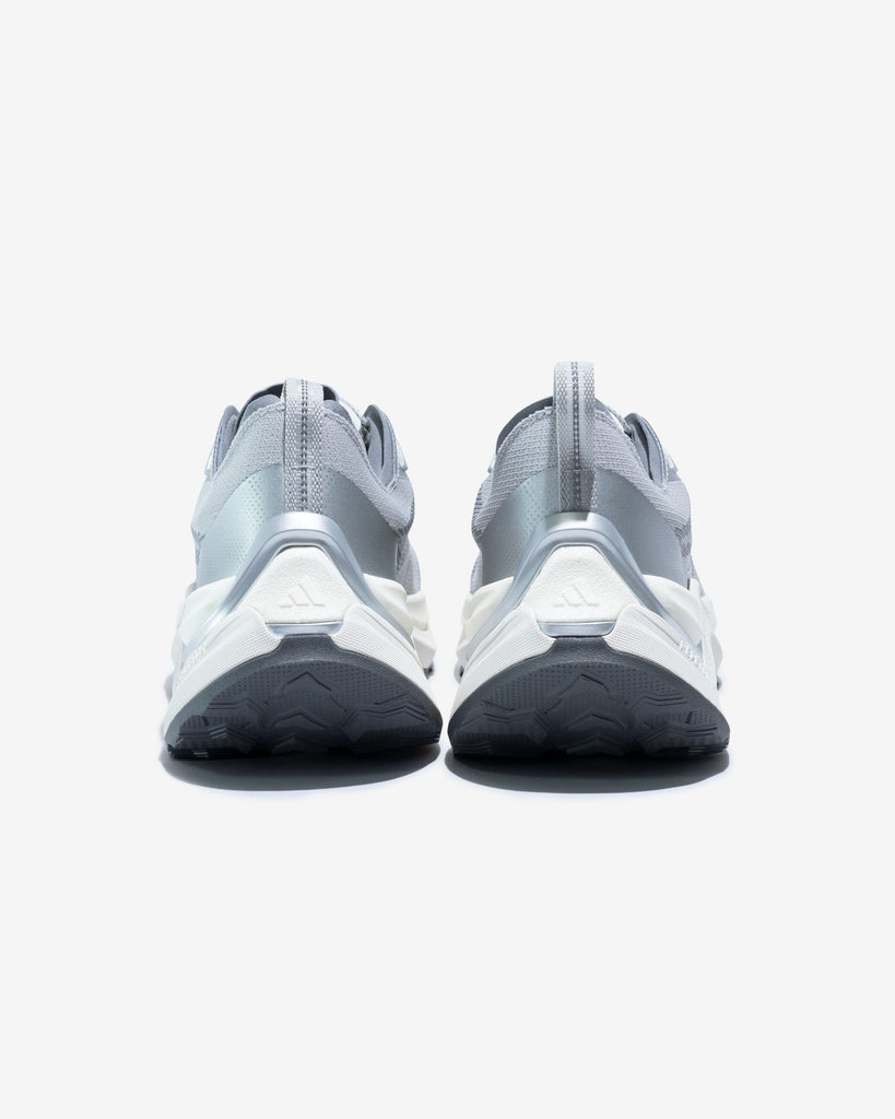 adidas HOLO PEAK